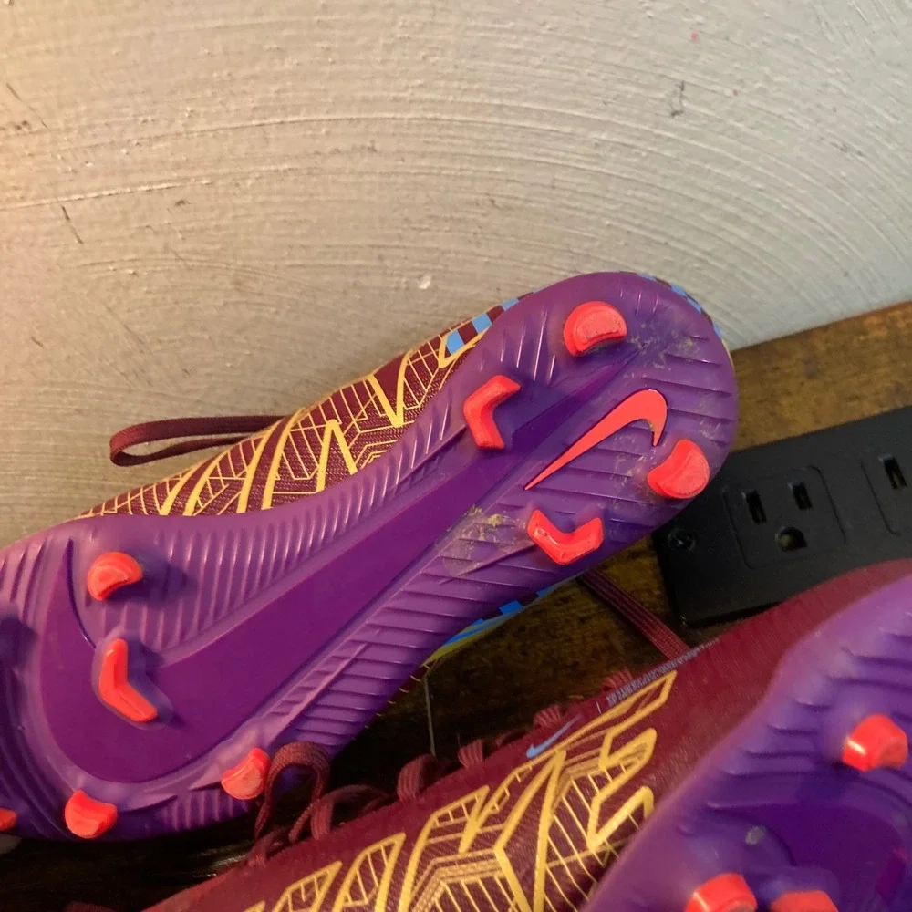 Nike Youth 4Y Mercurial Superfly 8 Academy MG Soccer Cleats Burgundy DO9789-694